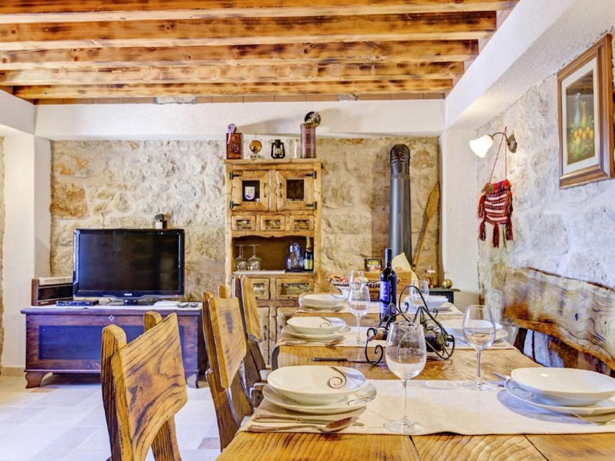 Lovely Holiday Home In Starigrad Kültér fotó