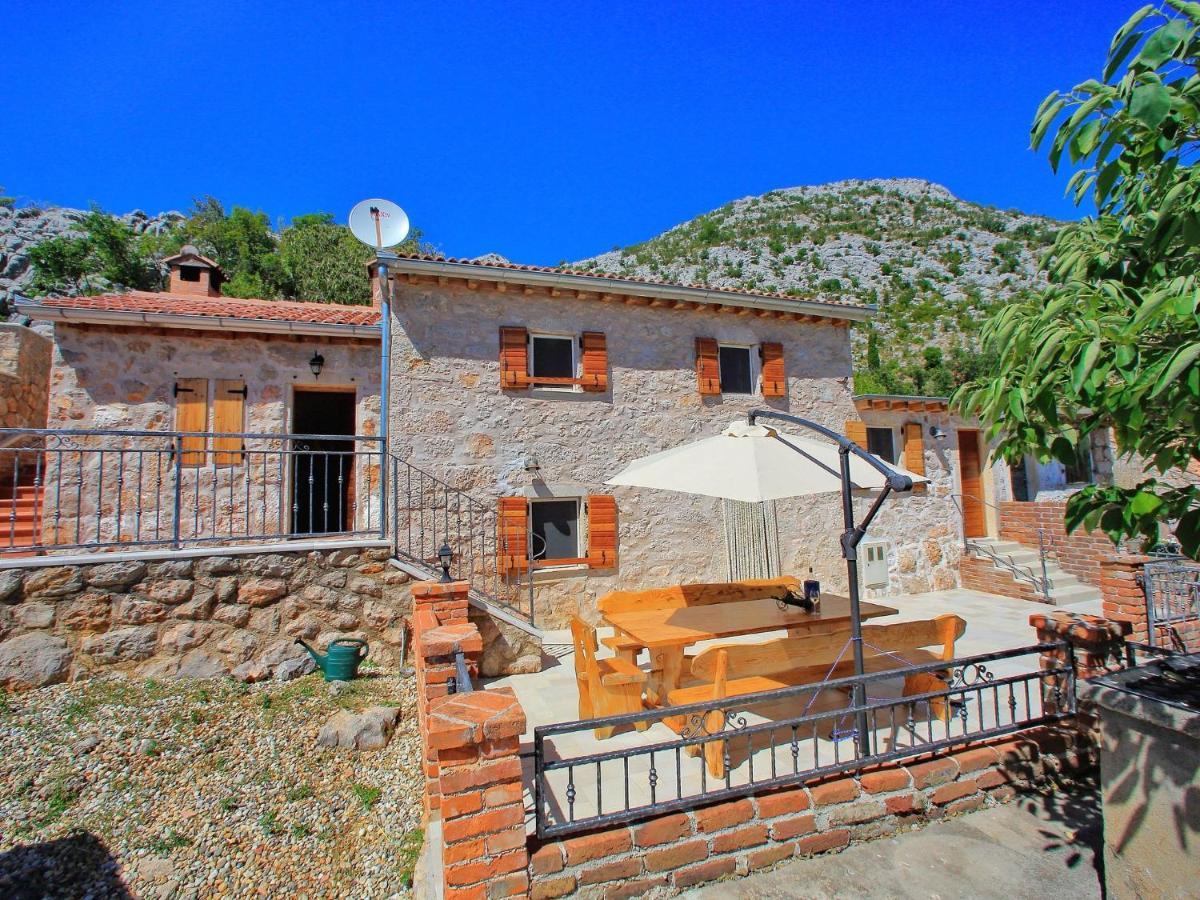 Lovely Holiday Home In Starigrad Kültér fotó